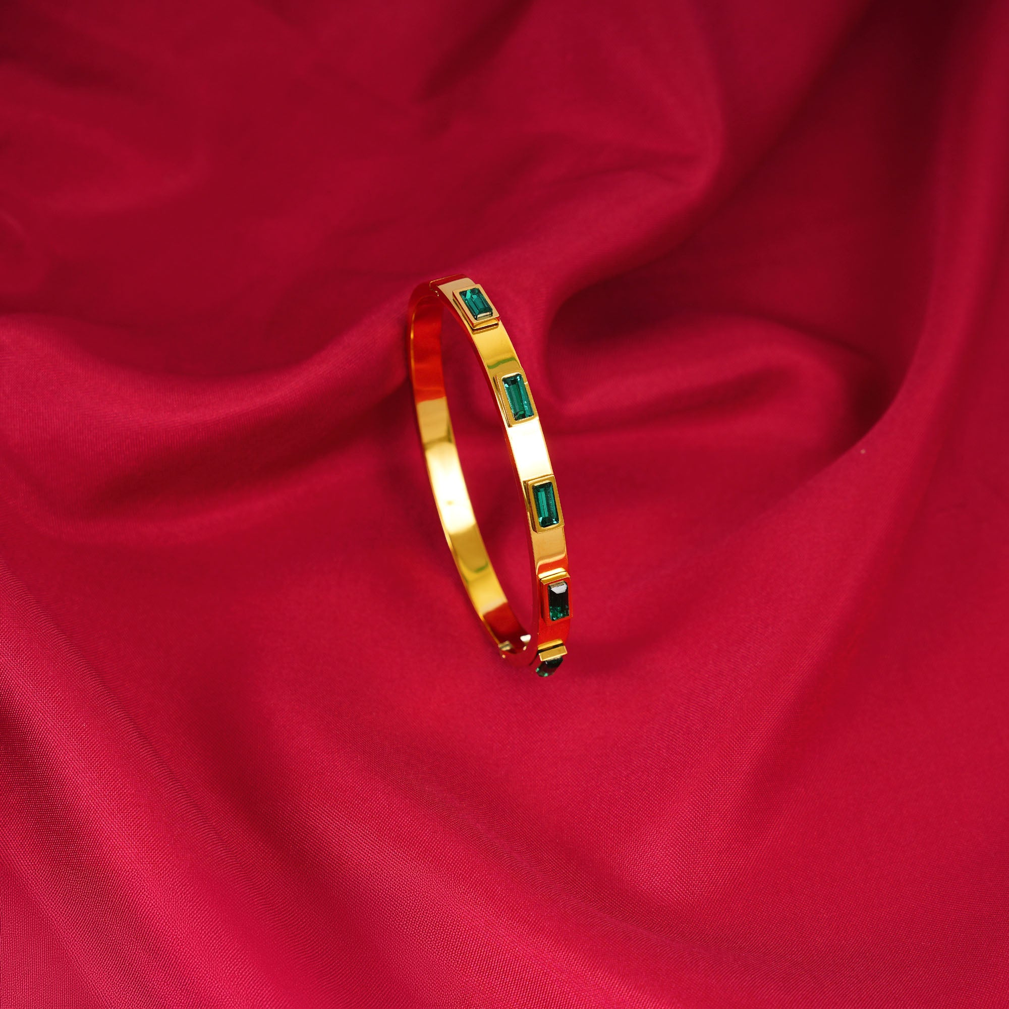 18K Gold Plated Bezel Bangle Bracelet