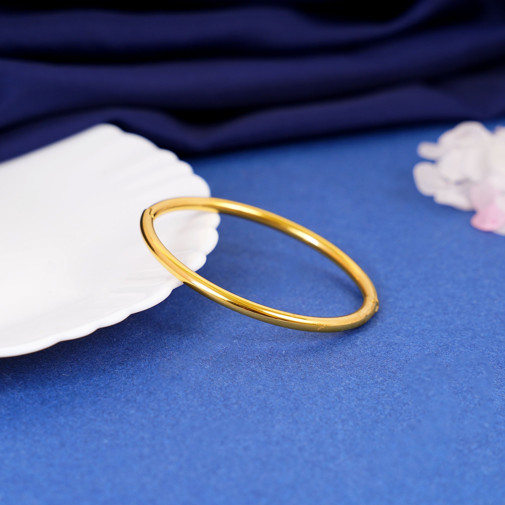 18K Gold Plated Golden Orbit Minimal Round Kada Bracelet