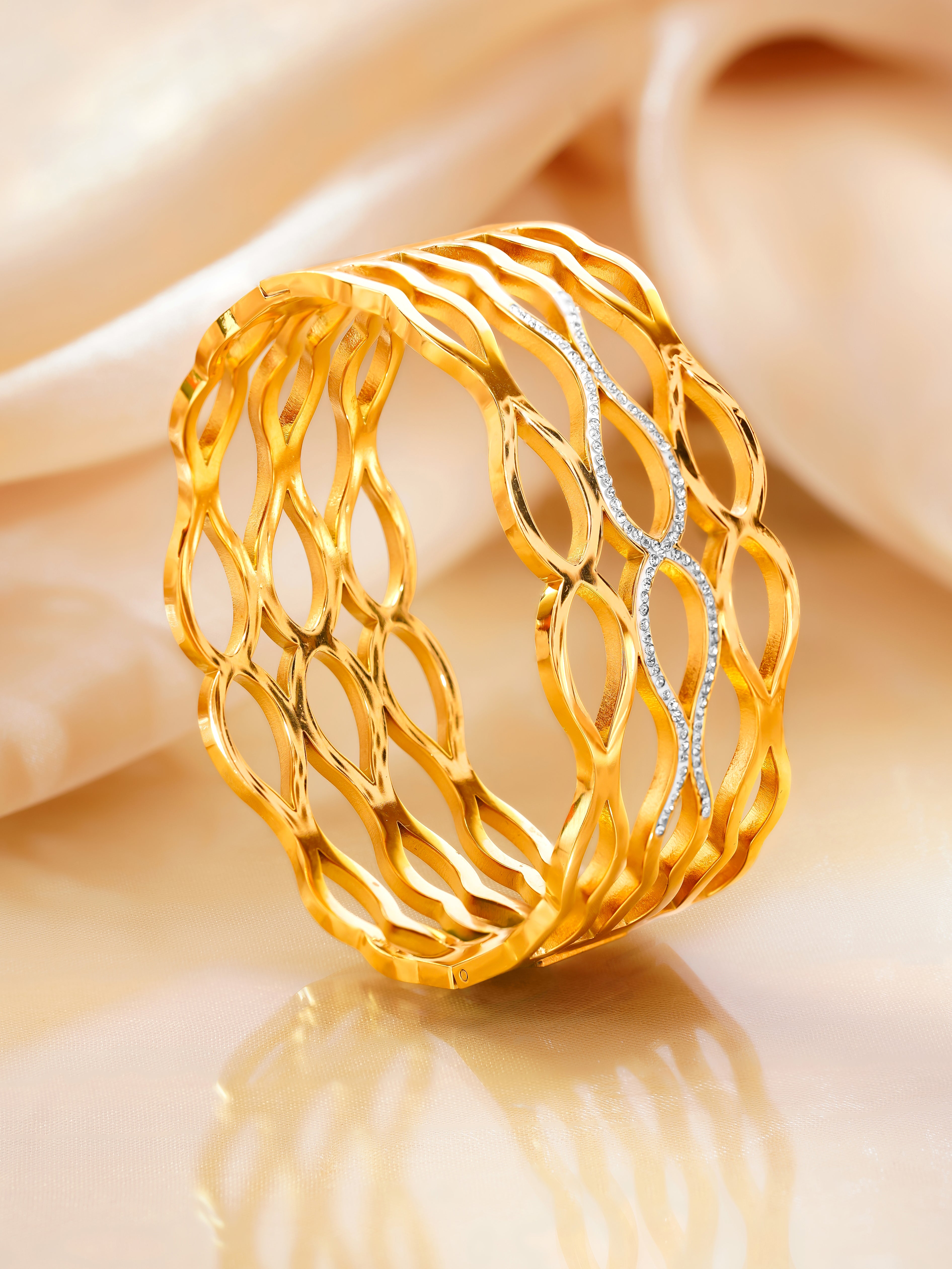 18K Gold Plated Crystal Star Statement Cuff Bracelet
