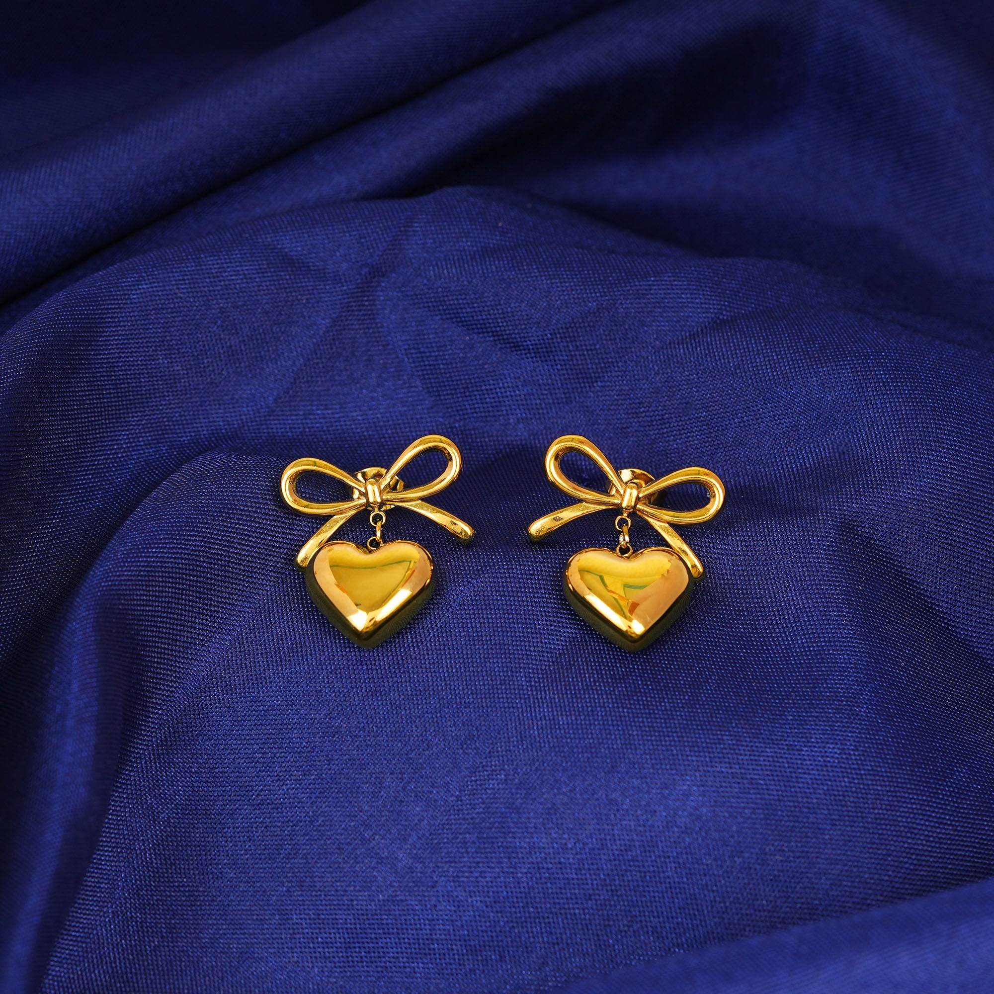 18K Gold Plated Wrapped with Love Heart Bow Earrings - Gold