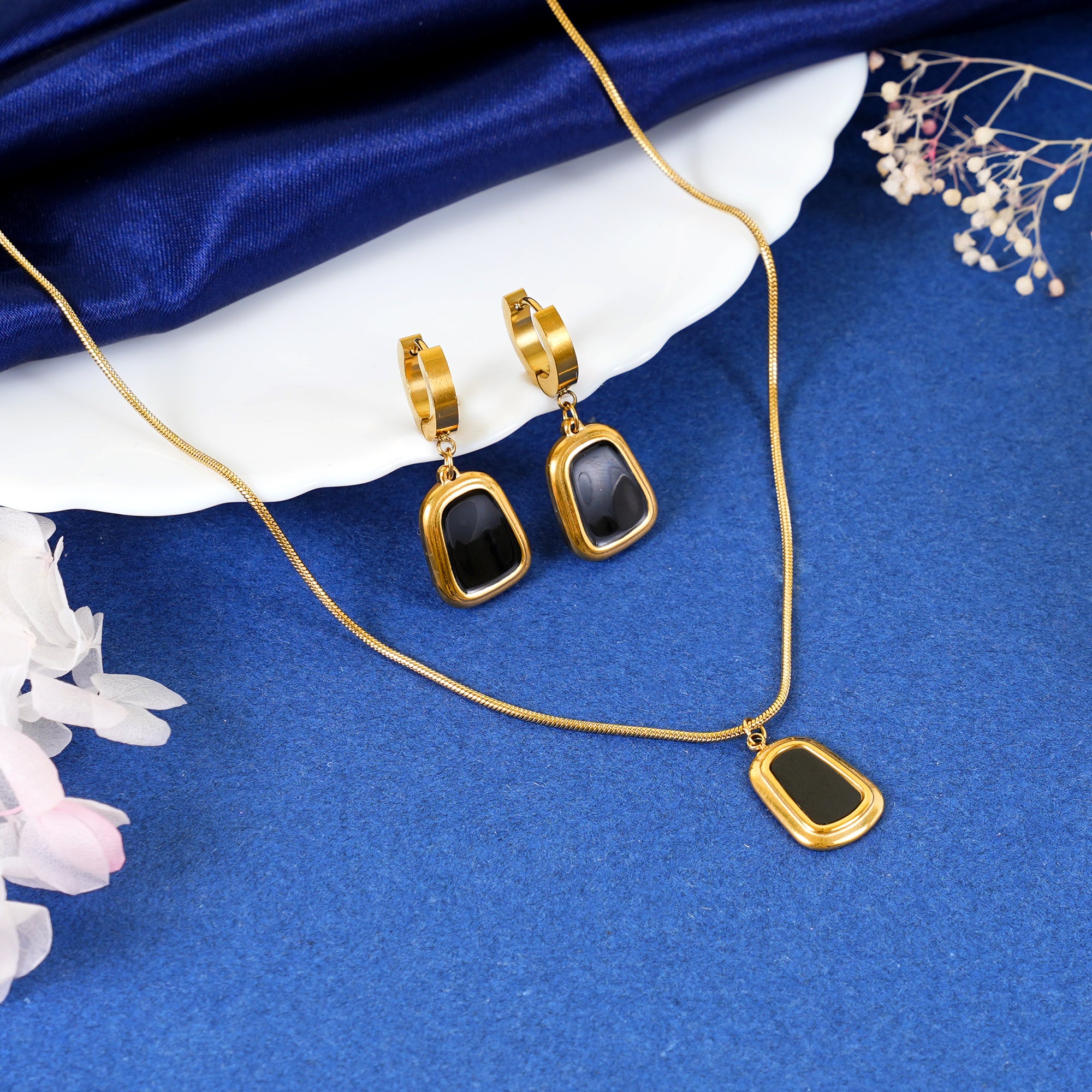 18K Gold Plated Black Onyx Elegance Jewellery Set