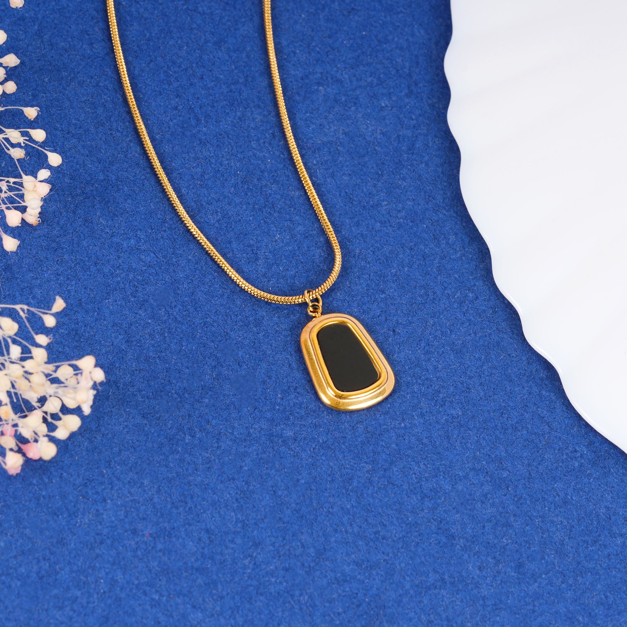 18K Gold Plated Black Onyx Elegance Jewellery Set