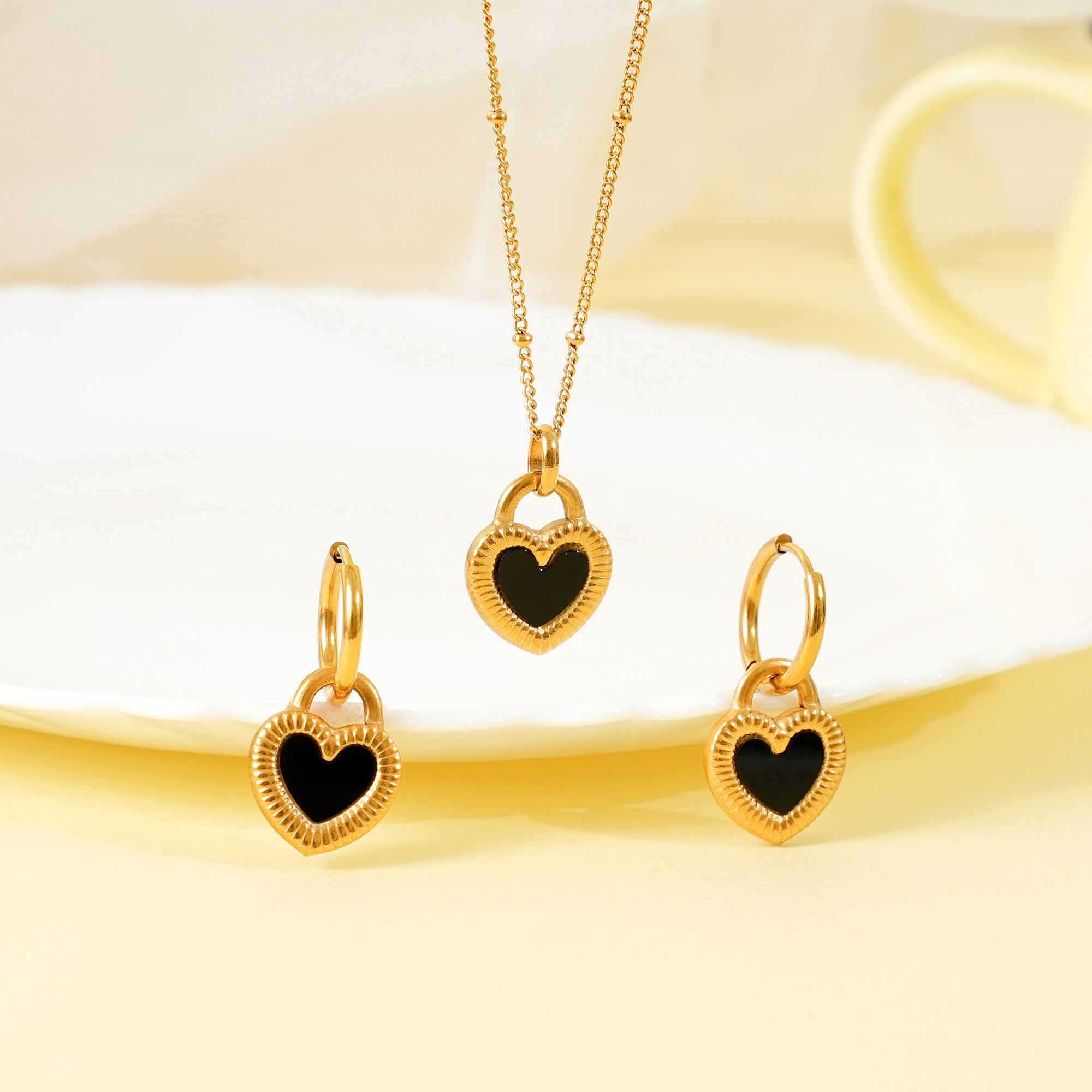 18K Gold Plated Black and White Heart Jewellery Set