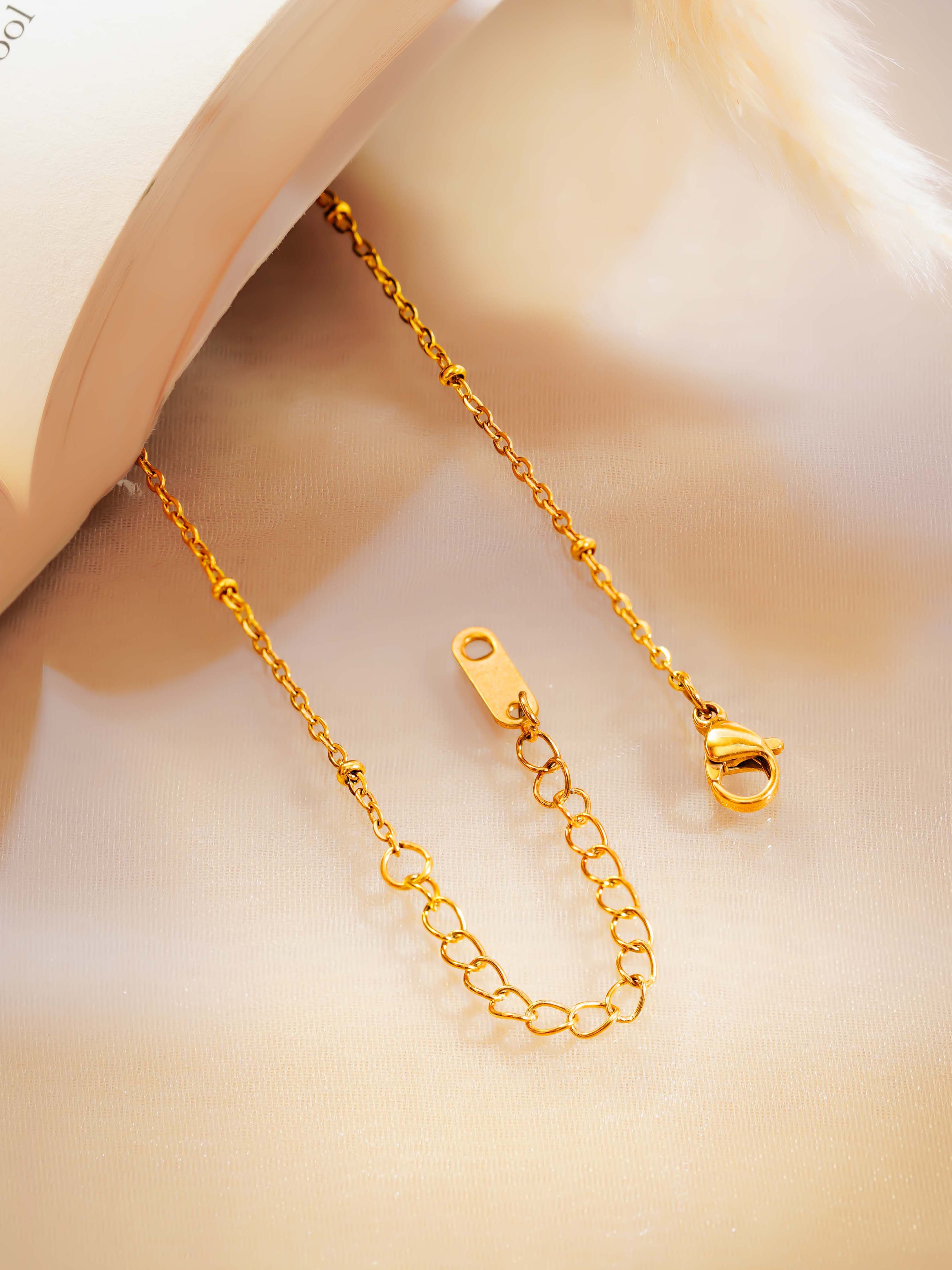 18K Gold Plated Emerald Green Pendant Beaded Necklace