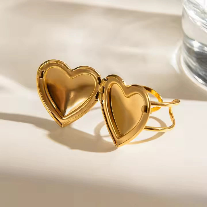 18K Gold Plated Heart Pop Statement Ring