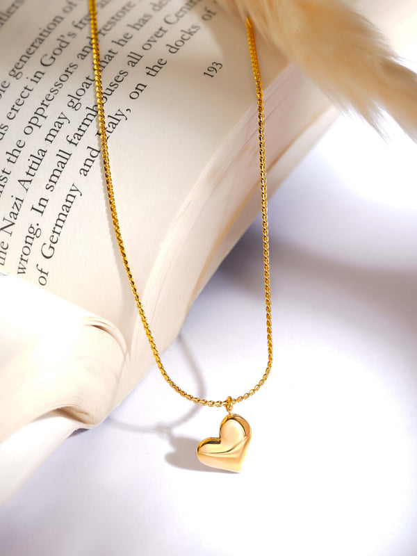 Small Heart Pendant Necklace