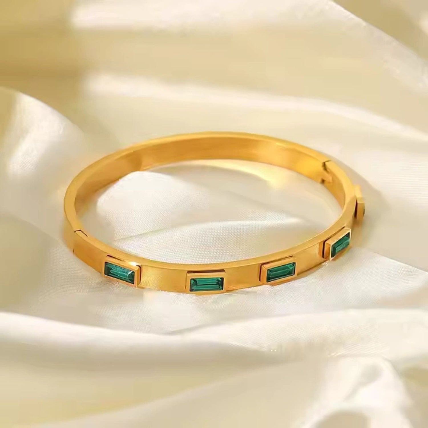 18K Gold Plated Bezel Bangle Bracelet