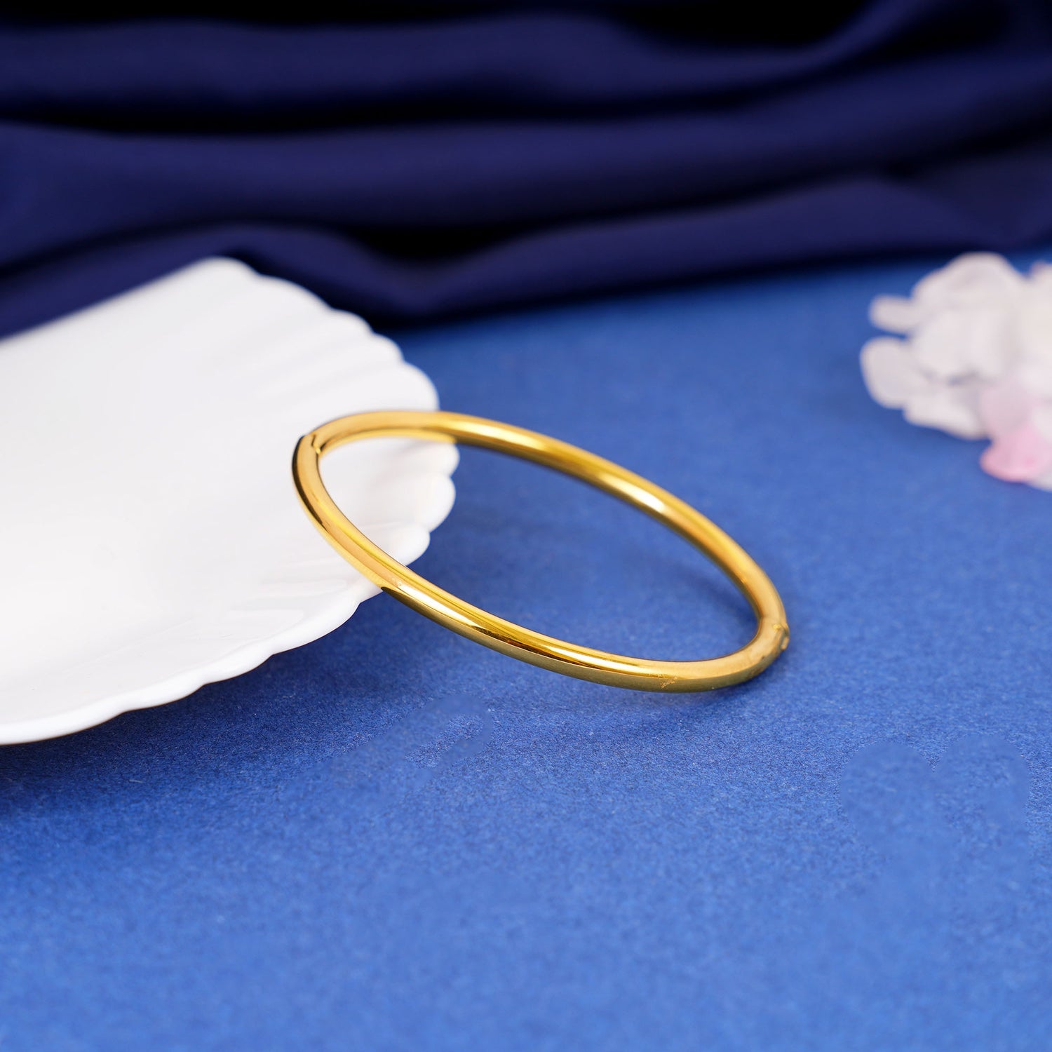 18K Gold Plated Golden Orbit Minimal Round Kada Bracelet