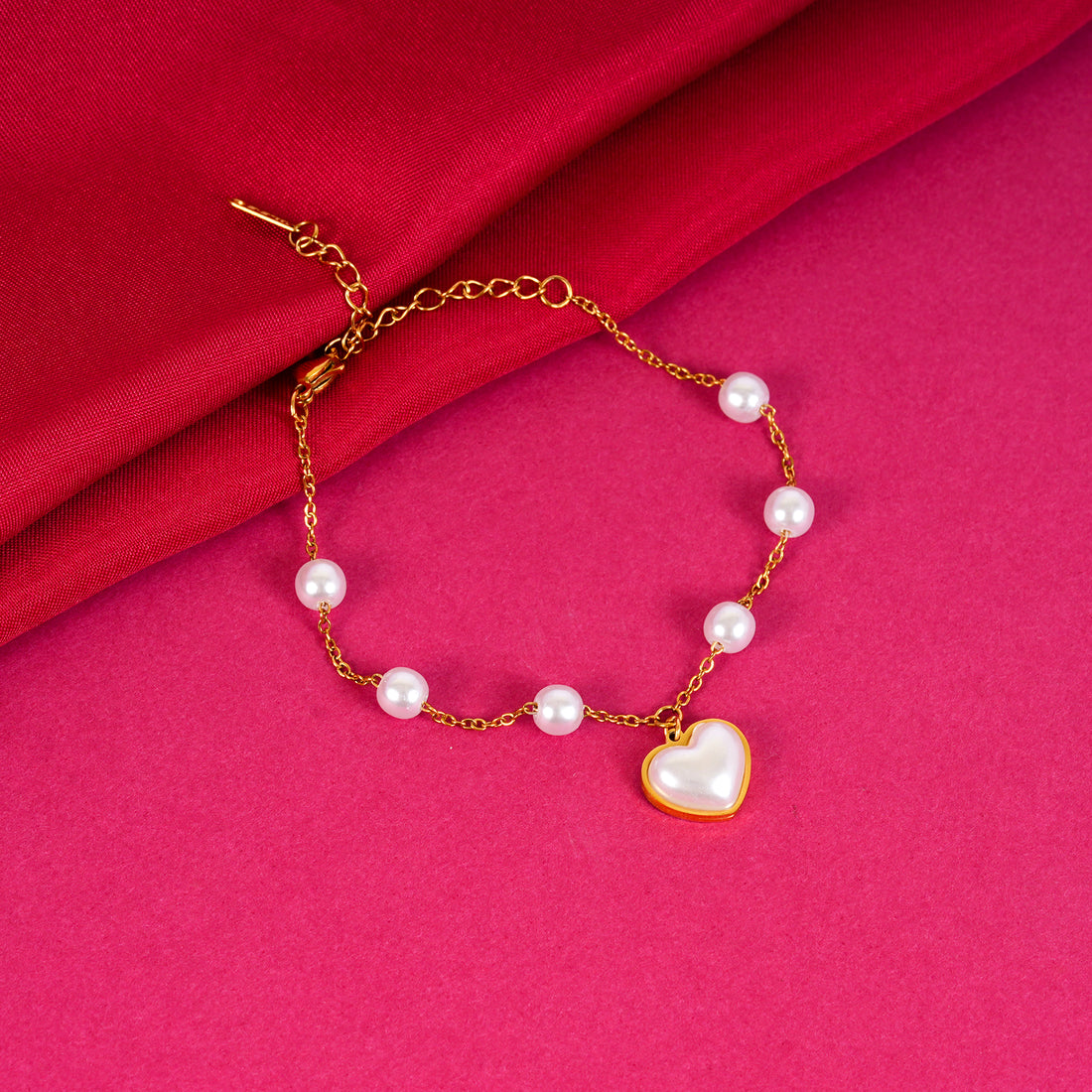 18K Gold Plated Pearl Heart Bracelet