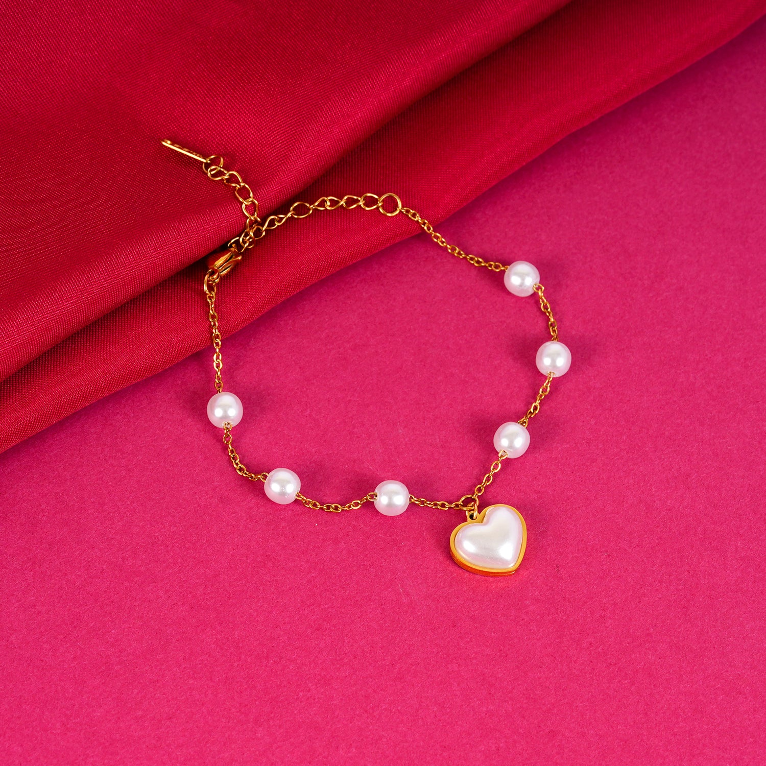 18K Gold Plated Pearl Heart Bracelet