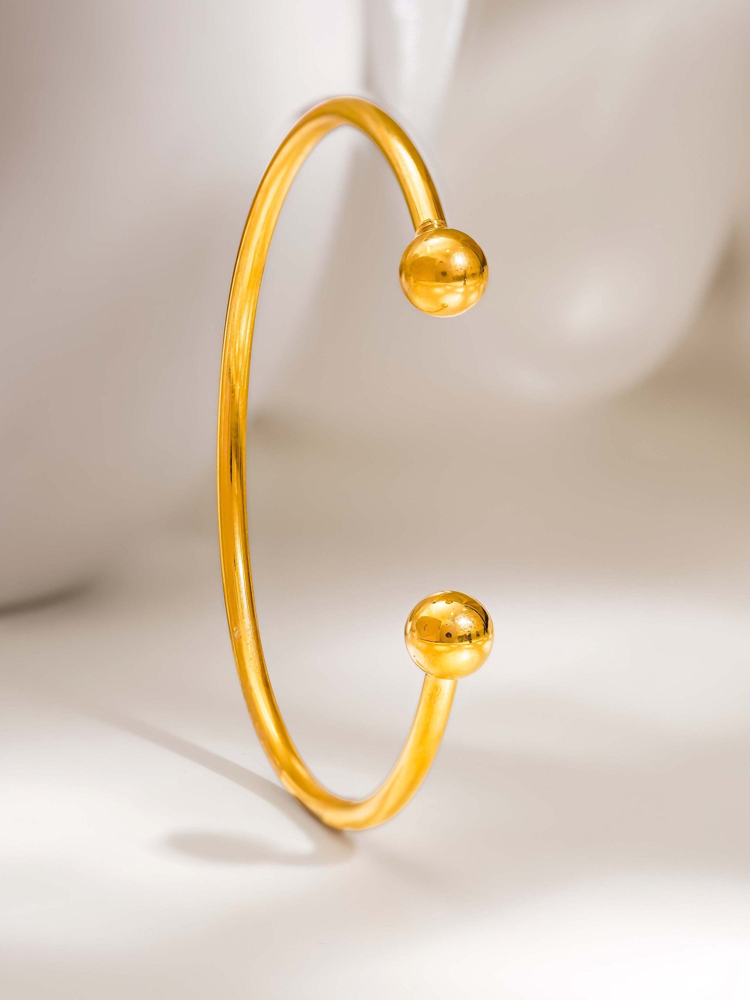 18K Gold Plated Classic Open Kada Bangle Bracelet - Gold