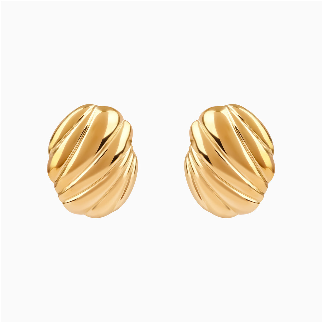 Shell-shaped gold statement stud earrings
