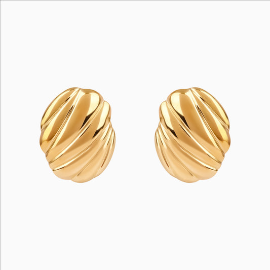 Shell-shaped gold statement stud earrings