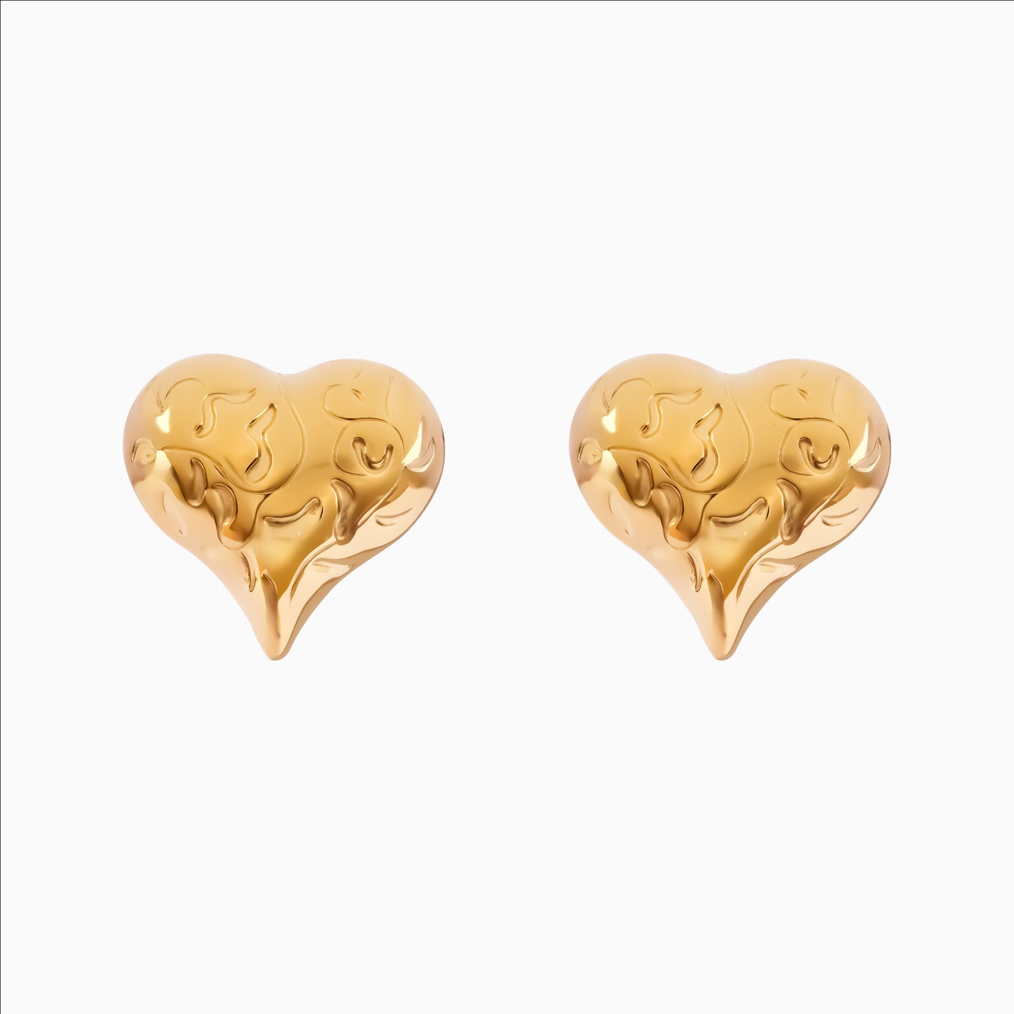 18K gold plated textured heart stud earrings