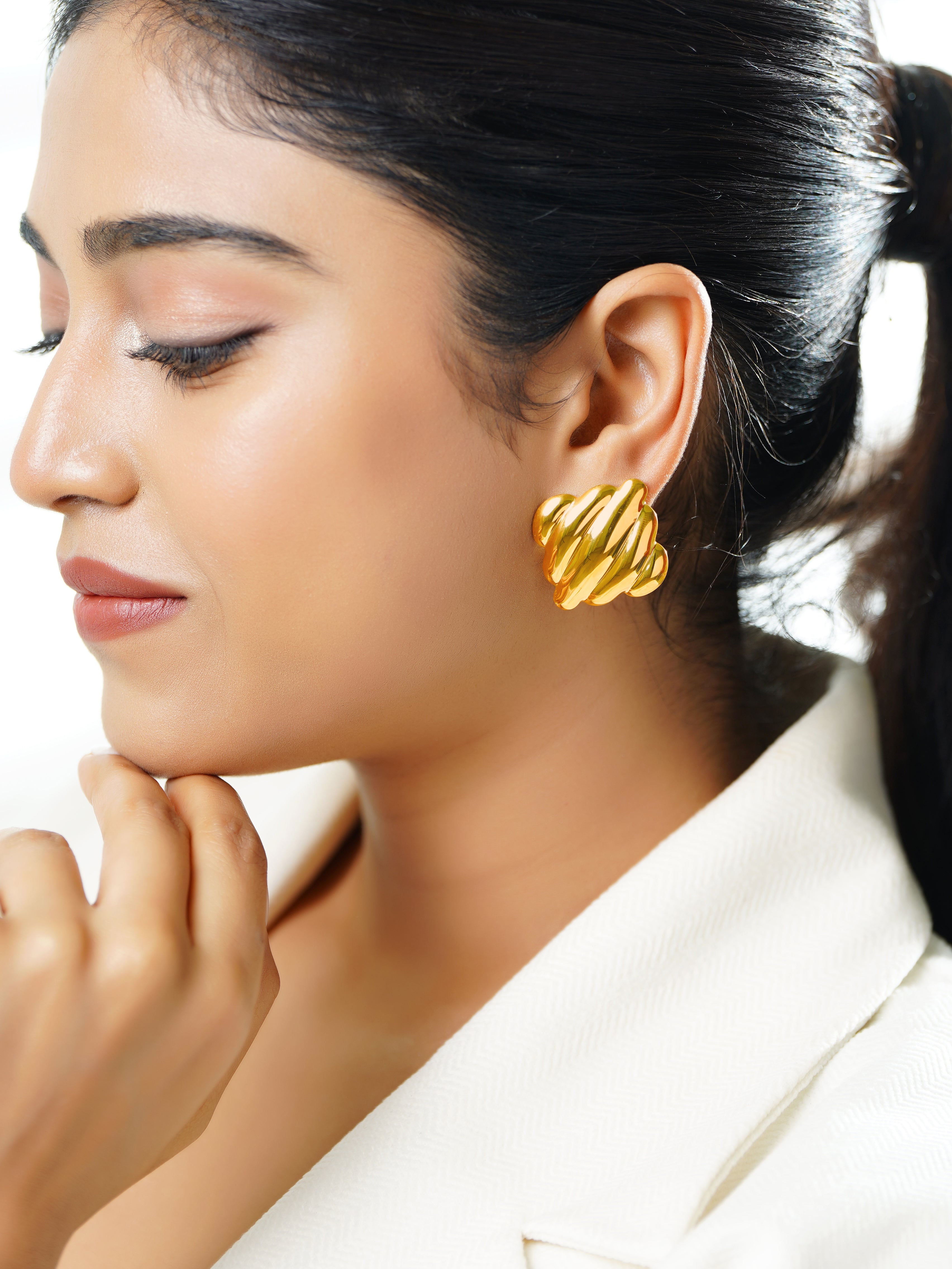 18K Gold Plated Sculpted Shell Stud Earrings