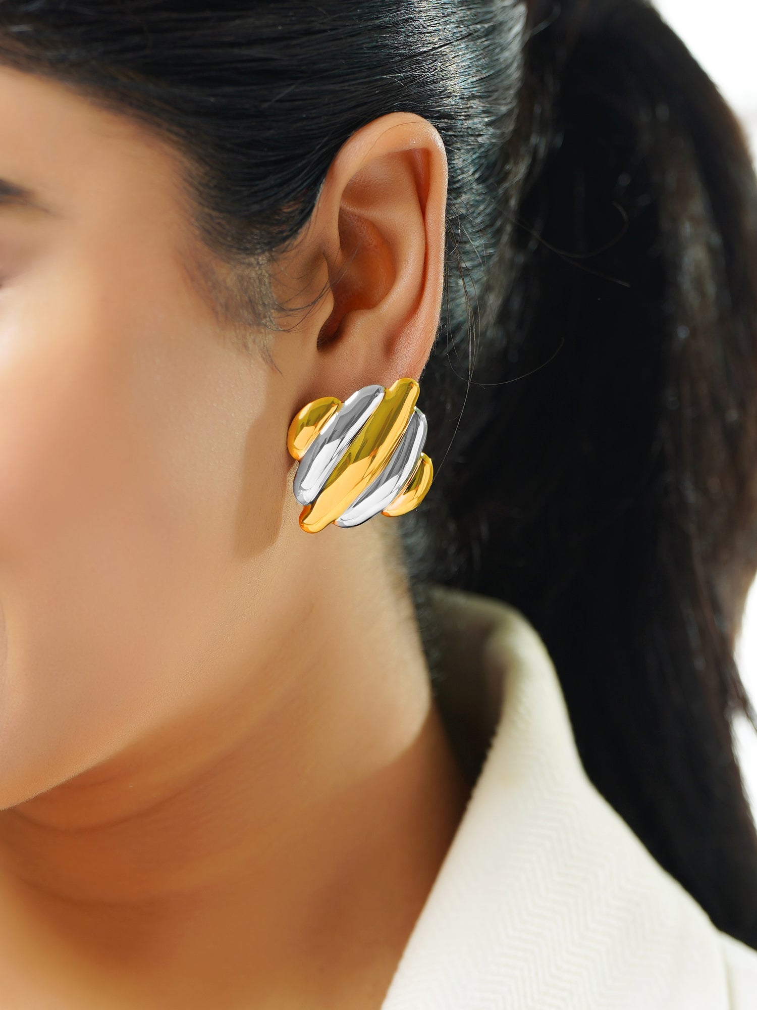 18K Gold Plated Two-Tone Sculpted Shell Stud Earrings