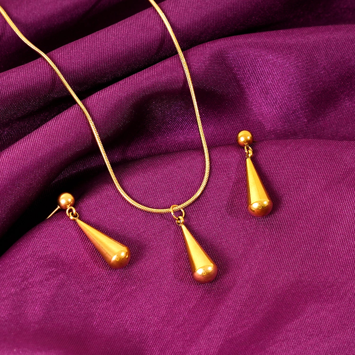 18K Gold Plated Tear drop Jewellery set