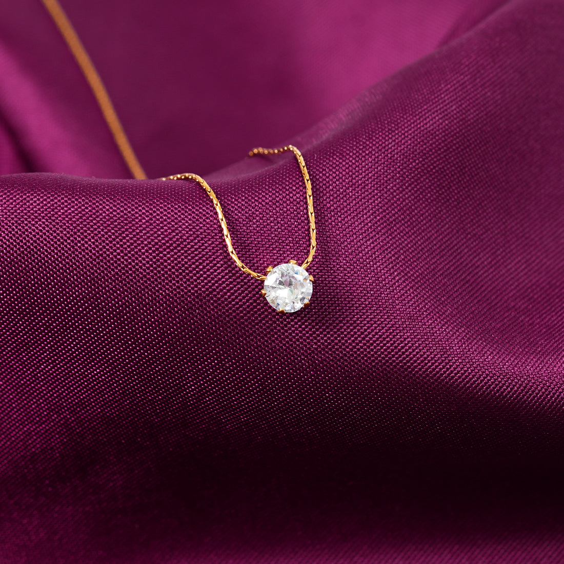Dainty Solitaire Pendant Necklace