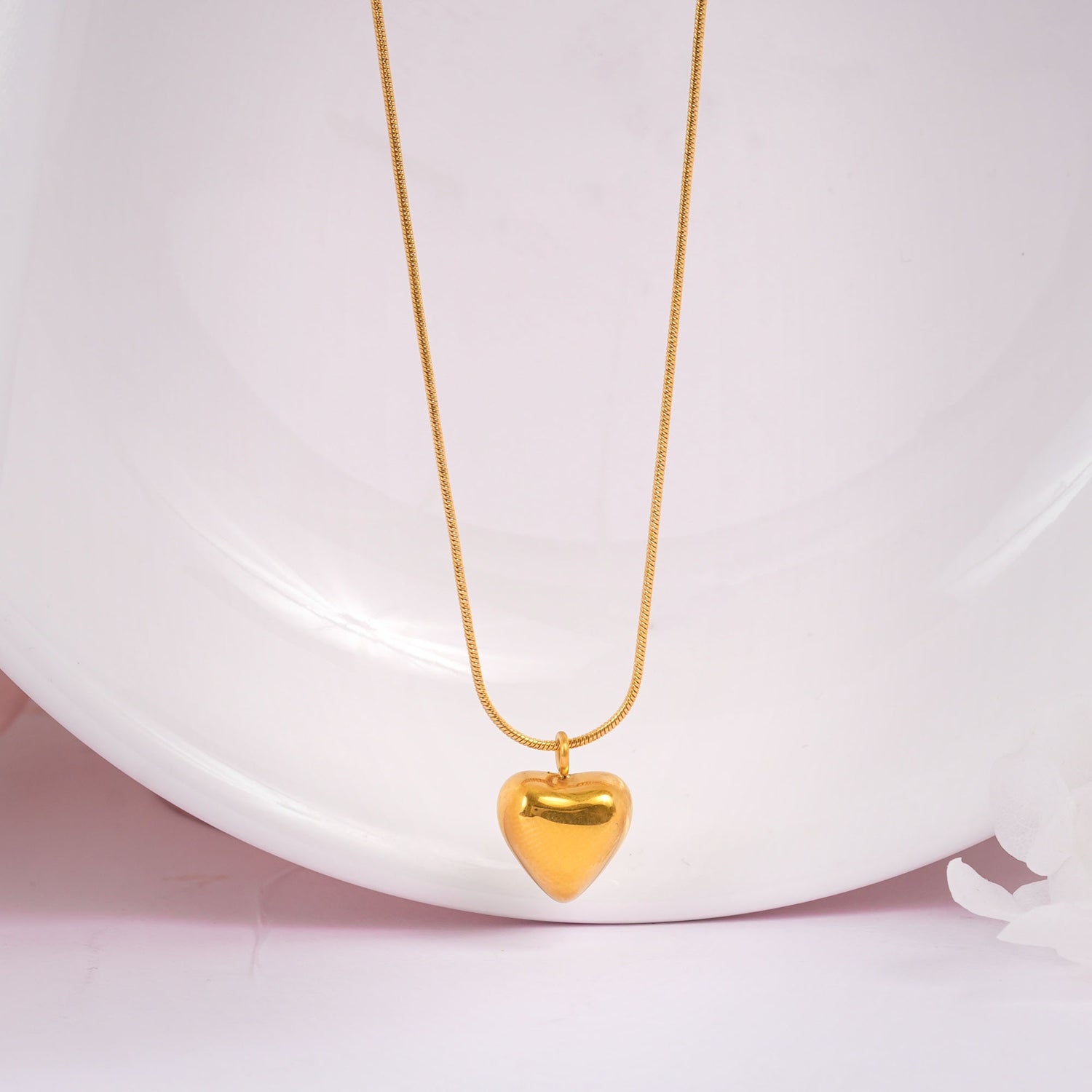 18K Gold Plated Golden Heart Choker Necklace