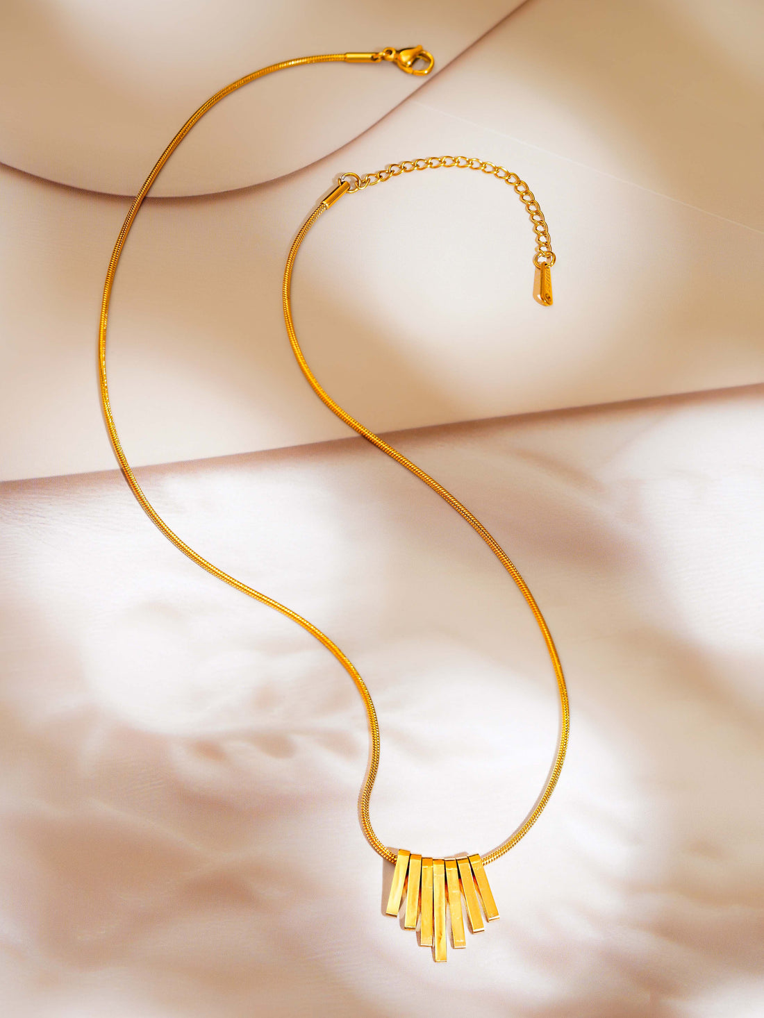 Graduated Bar Fringe Necklace