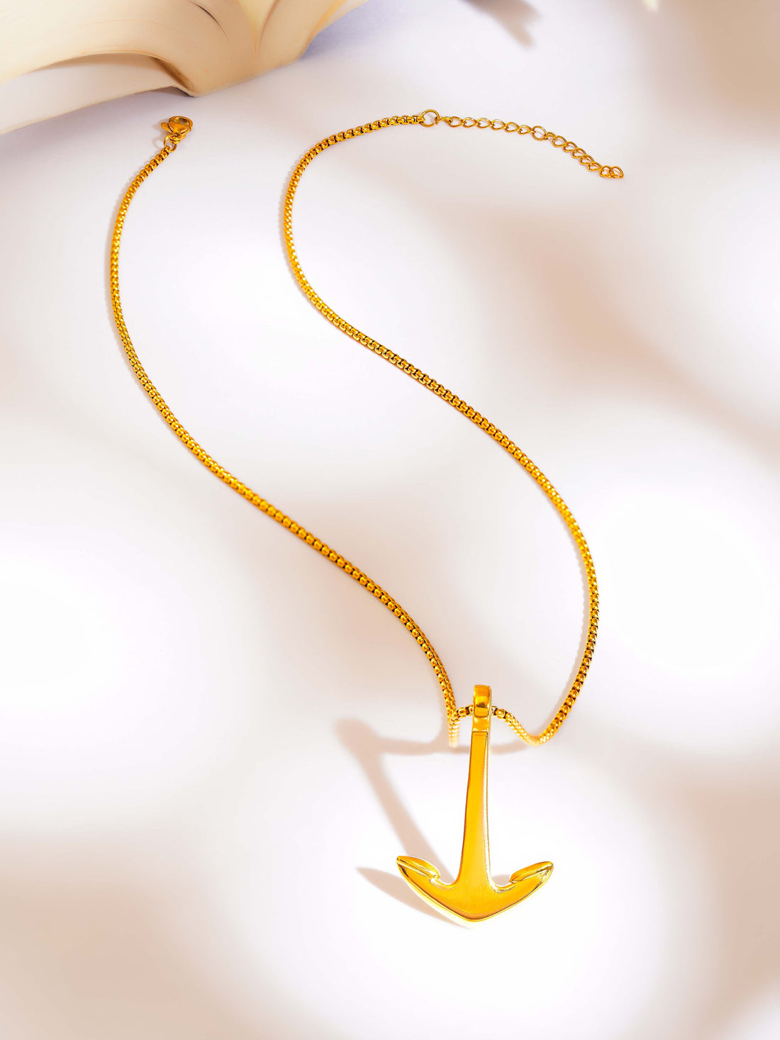 Anchor Pendant Rolo Necklace