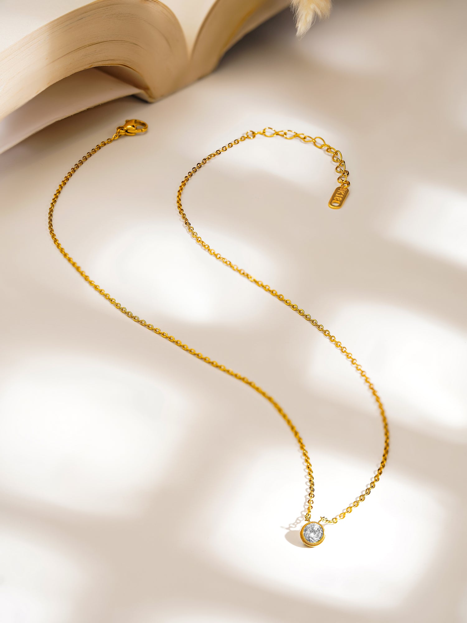 18K Gold Plated Dainty Round White Zirconia Pendant Necklace