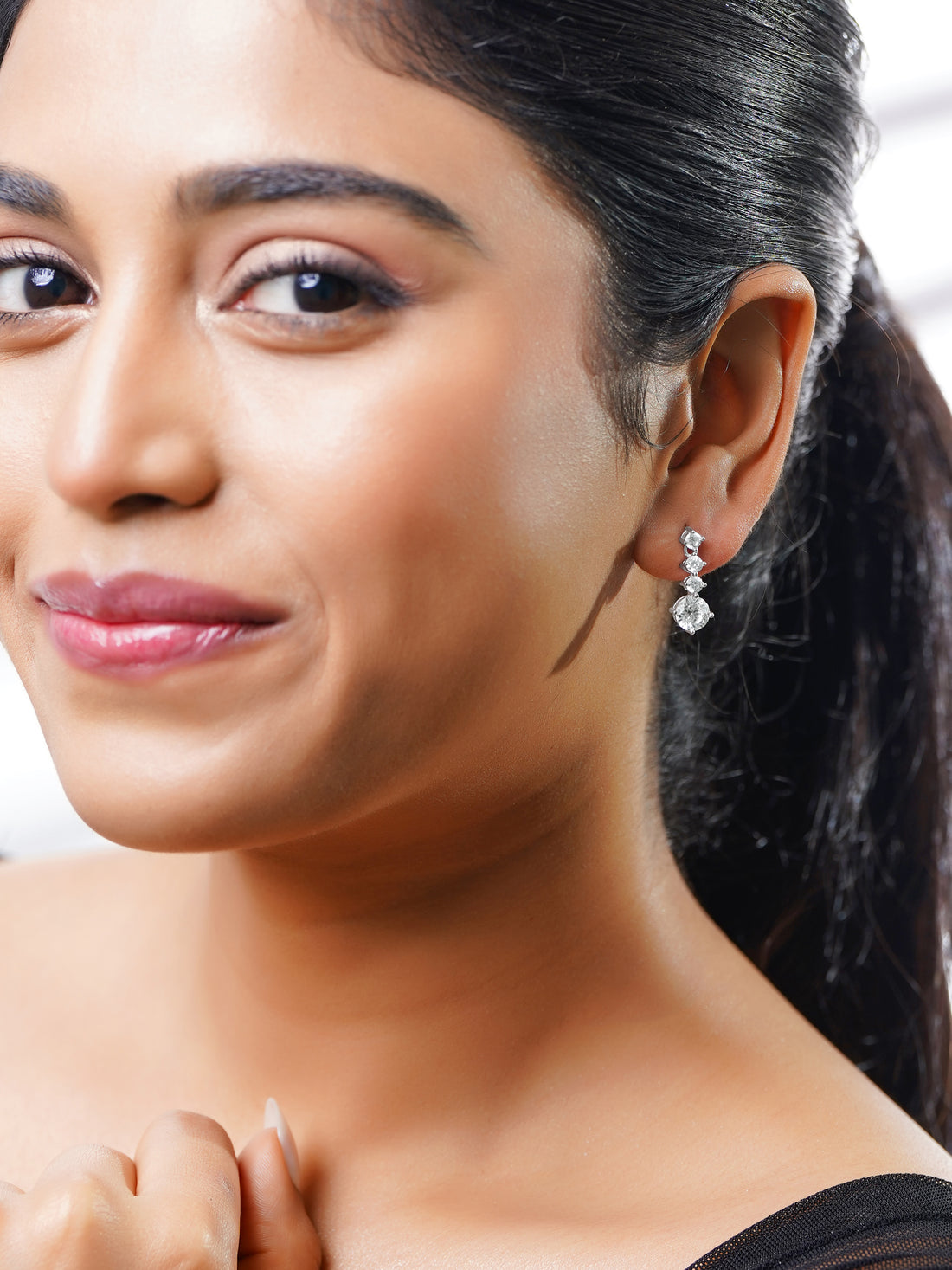 Graduated Crystal Drop Earrings
