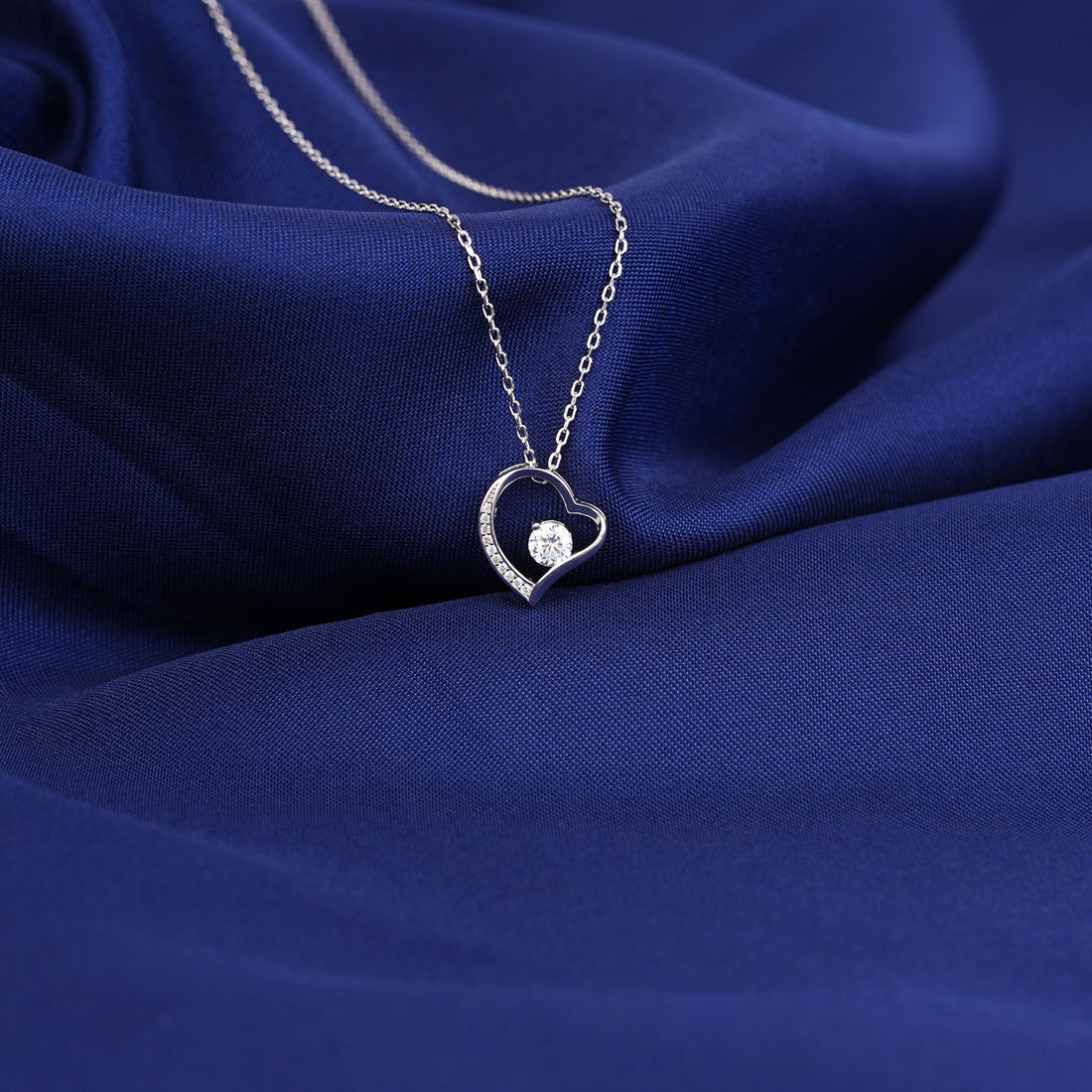 925 Sterling Silver Timeless Heart Necklace