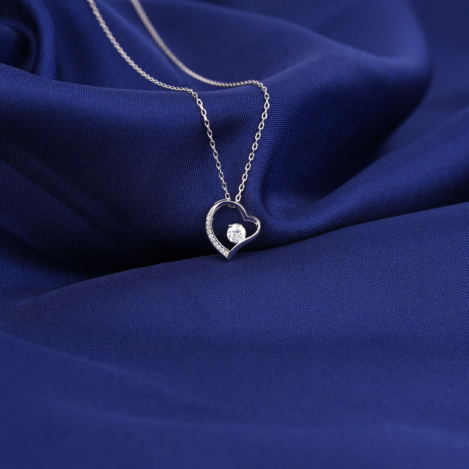 925 Sterling Silver Timeless Heart Necklace