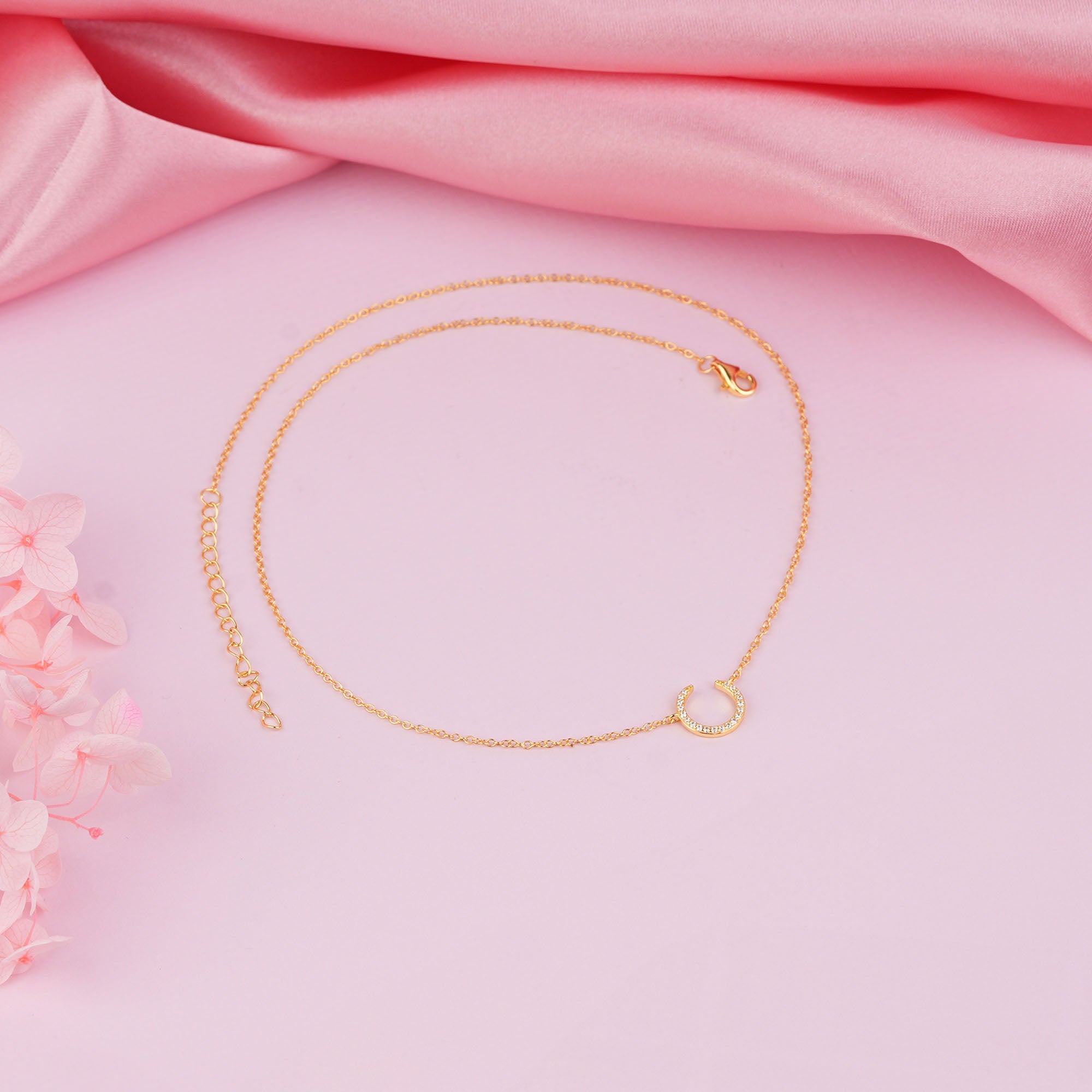 Elegant silver necklace with moonstone charm