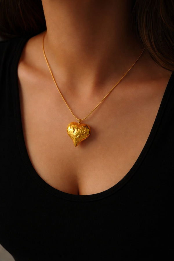 Big Heart Rope Necklace