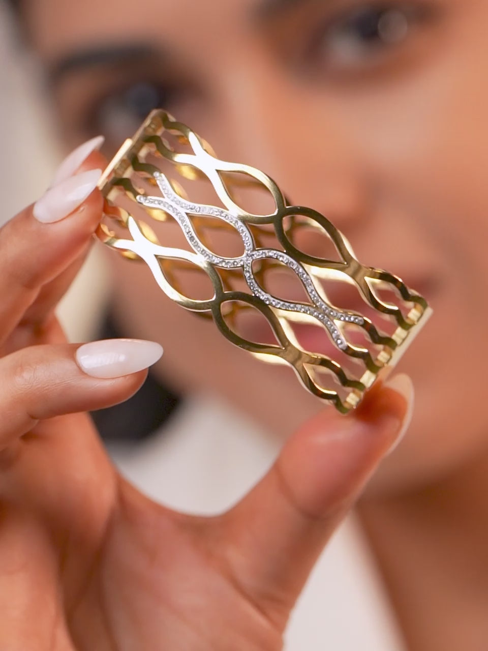 18K Gold Plated Crystal Star Statement Cuff Bracelet